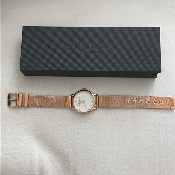 Watch - Picture 4 of 8